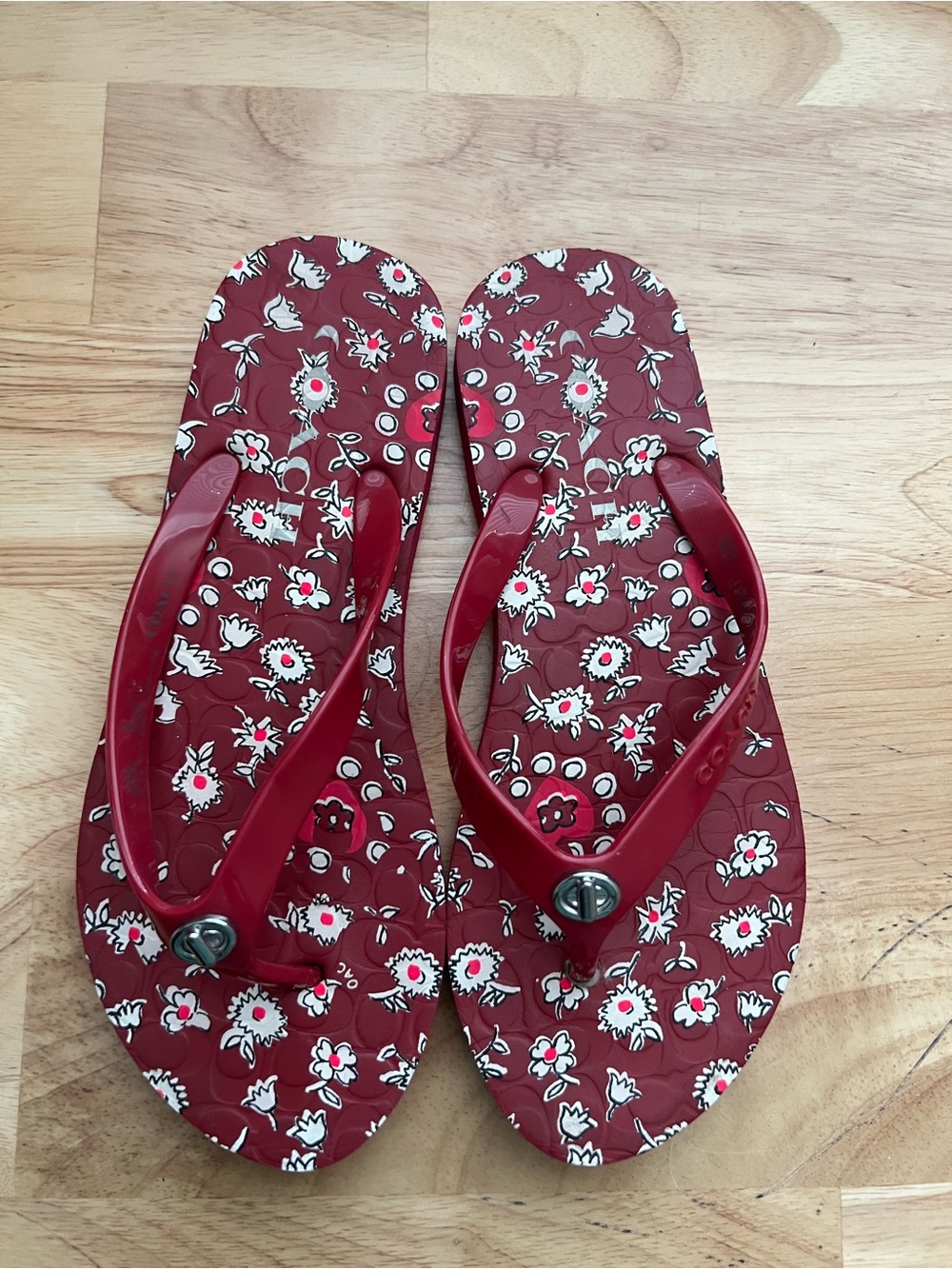 COACH ABBIGAIL FLIP FLOPS TURNLOCK LOGO WOMEN FLATS SIZE 6 COACH SANDALS